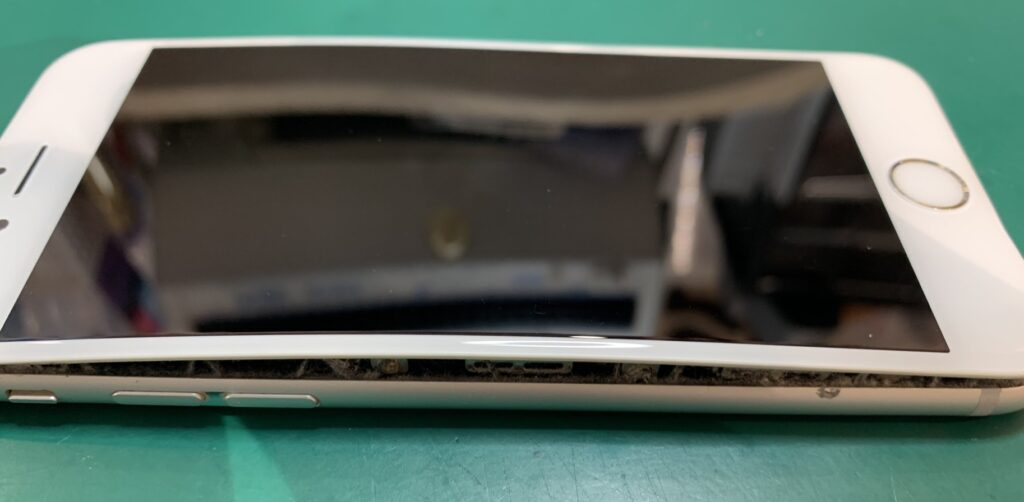 バッテリー膨張 電源が入らない スマホ修理屋 フレンドフレスポ八潮店iphone Ipad Switch即日修理