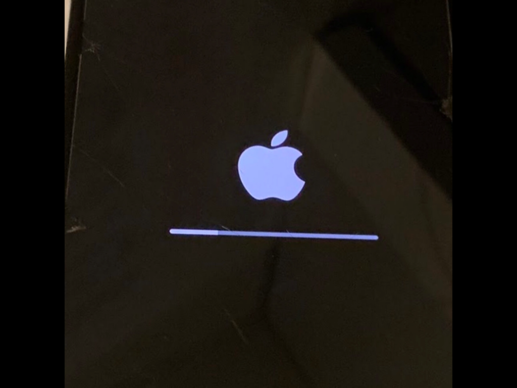 八潮　iPhone修理　電源復旧　即日修理